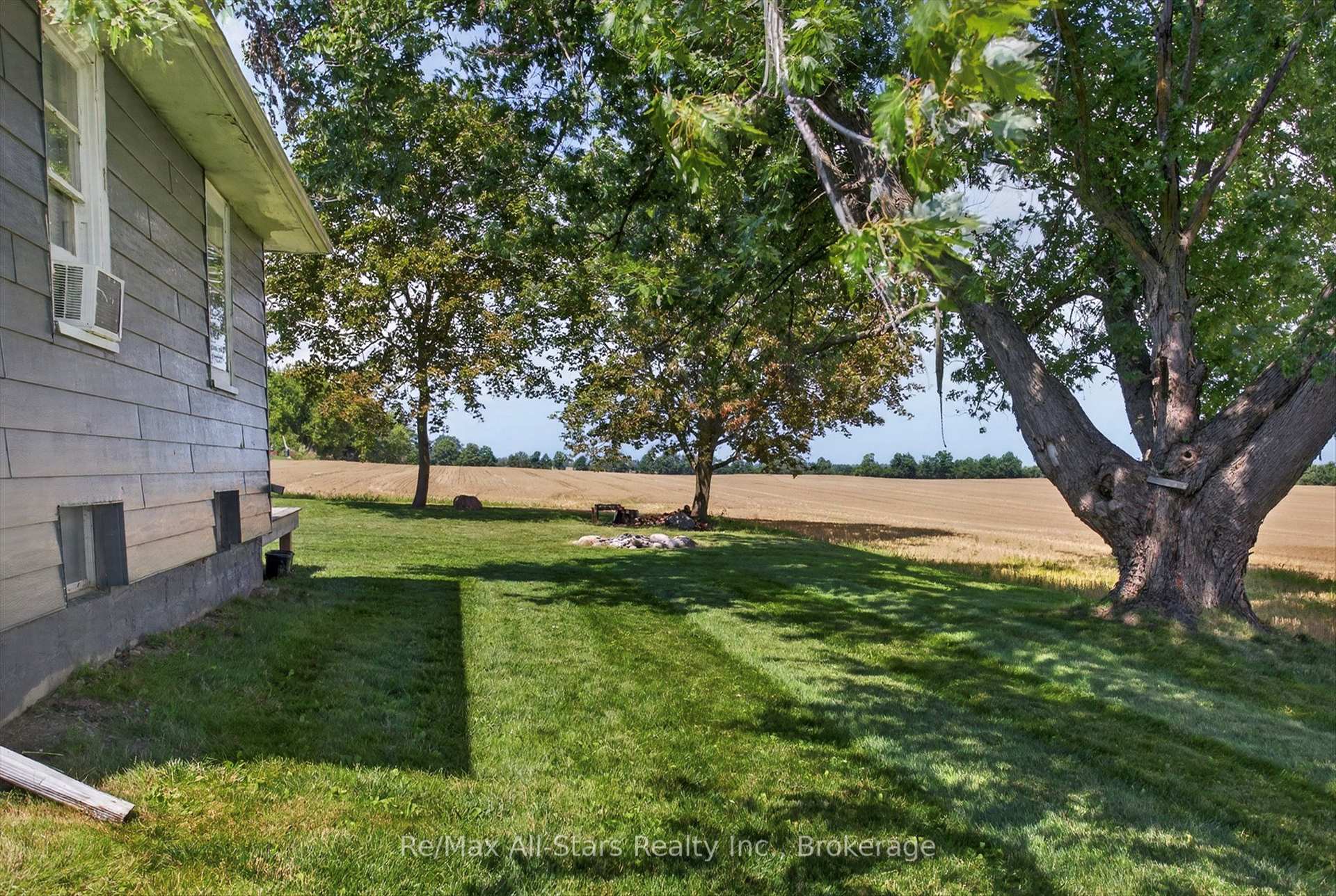 Photo 27 of 981 Highway 7, Kawartha Lakes, Oakwood — HOMEH