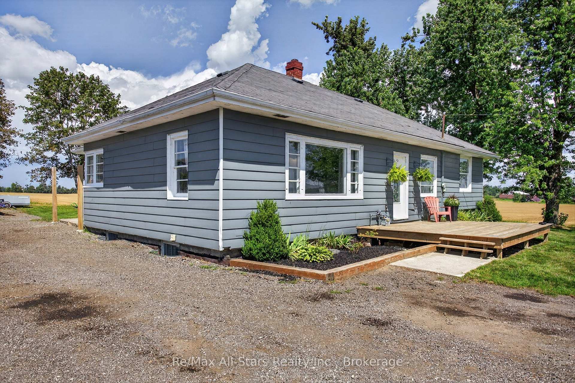 Photo 33 of 981 Highway 7, Kawartha Lakes, Oakwood — HOMEH