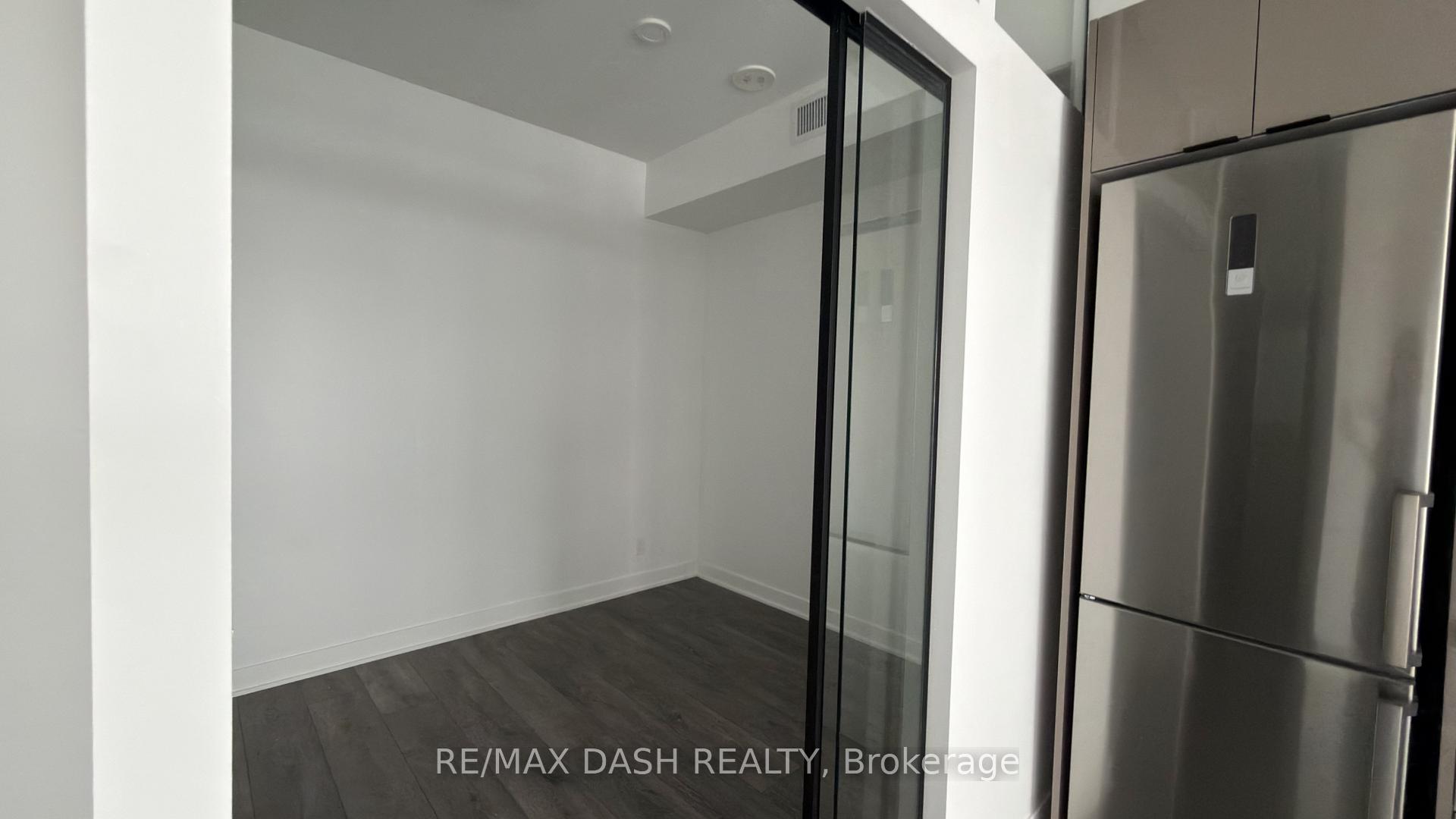 Photo 17 of Unit 1503, 10 Flavelle Trail, Vaughan, Steeles West Industrial — HOMEH