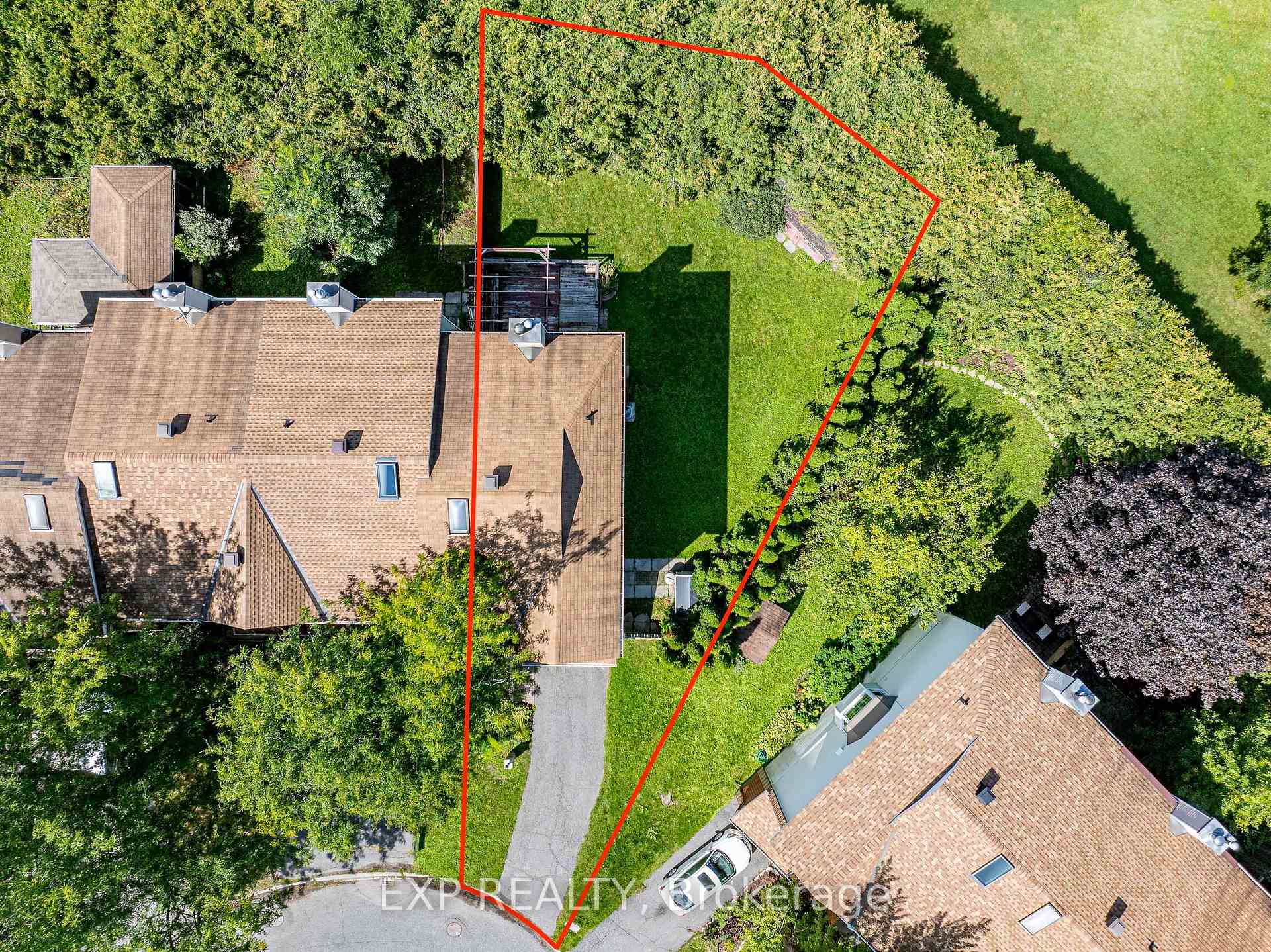 Photo 2 of 18 Arbordale Crescent, Ottawa, Centrepointe — HOMEH