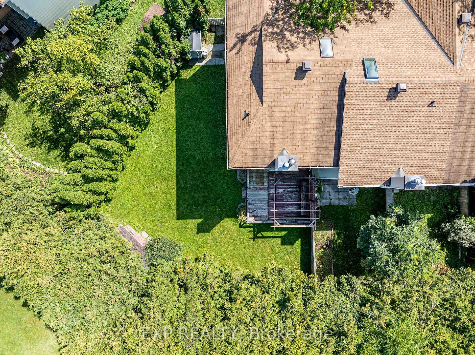 Photo 3 of 18 Arbordale Crescent, Ottawa, Centrepointe — HOMEH