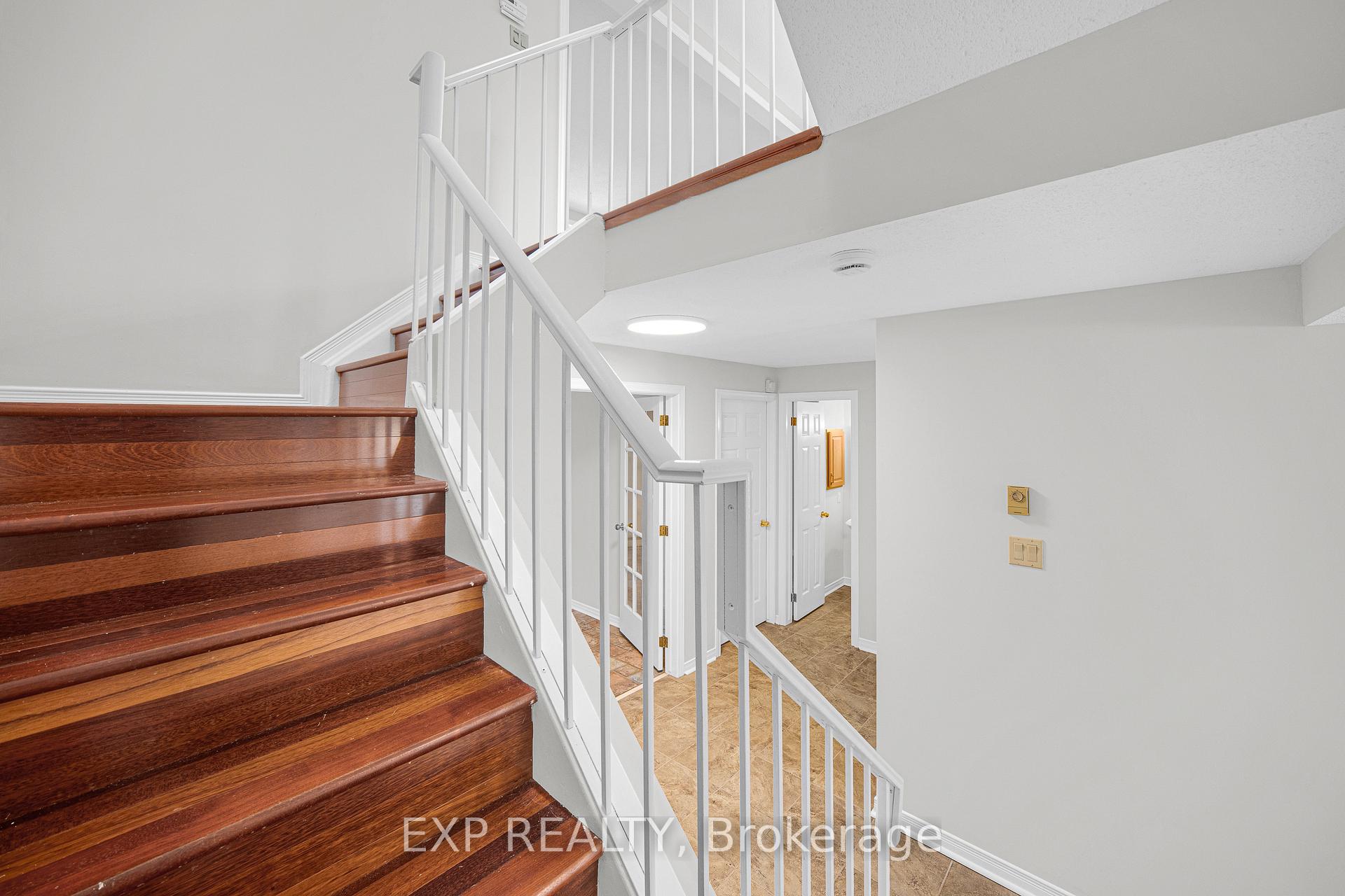 Photo 7 of 18 Arbordale Crescent, Ottawa, Centrepointe — HOMEH