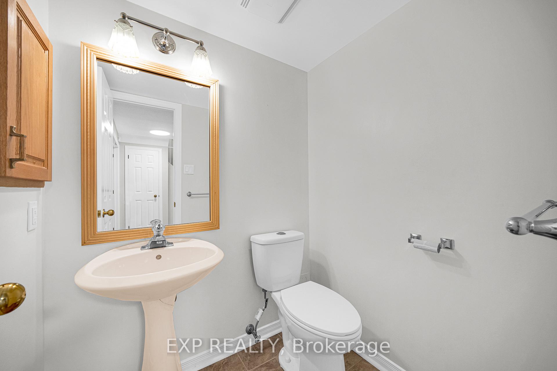 Photo 9 of 18 Arbordale Crescent, Ottawa, Centrepointe — HOMEH