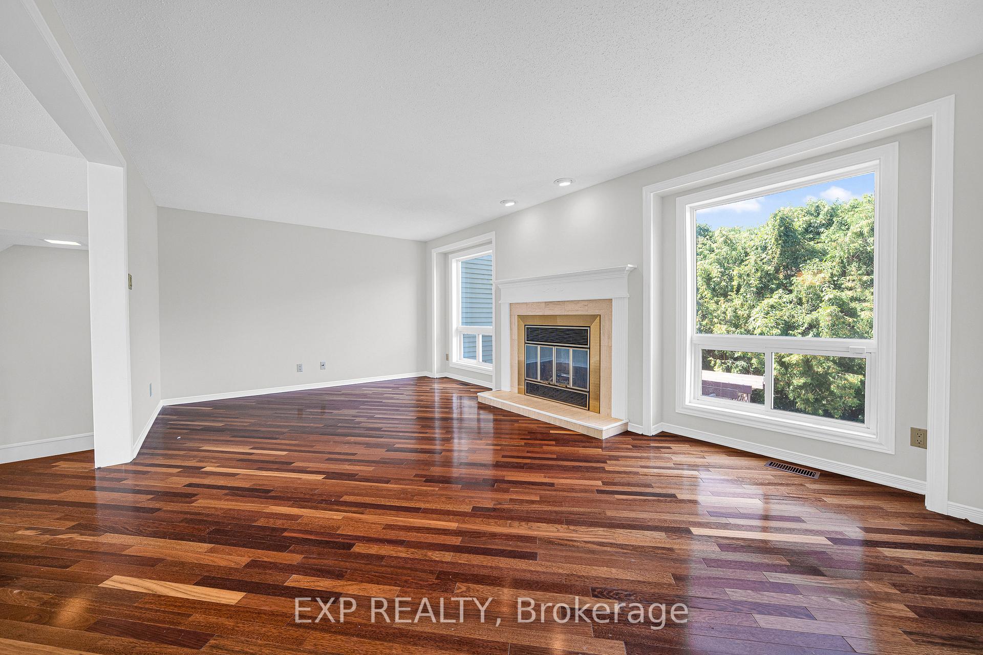 Photo 12 of 18 Arbordale Crescent, Ottawa, Centrepointe — HOMEH