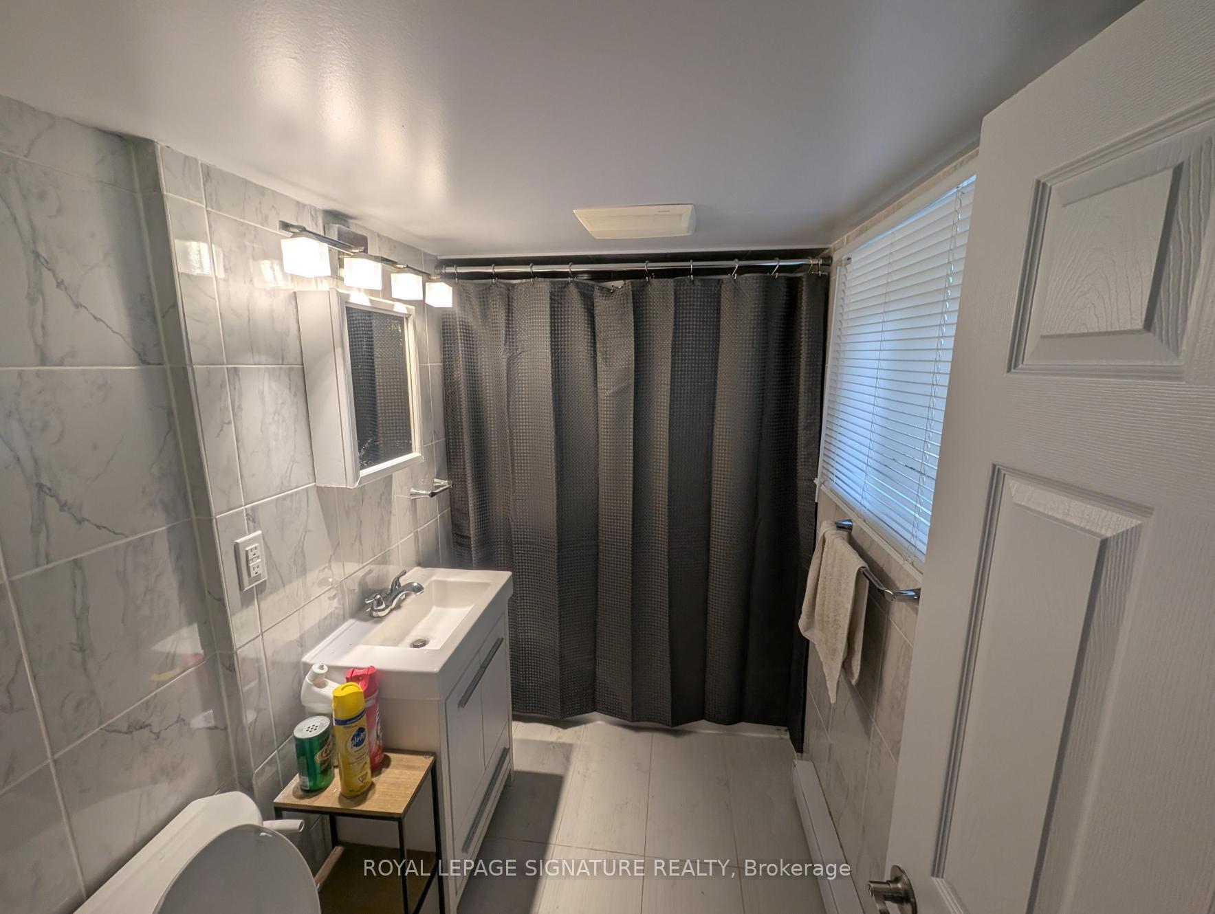 Photo 5 of 47 West Avenue N, Hamilton, Landsdale — HOMEH
