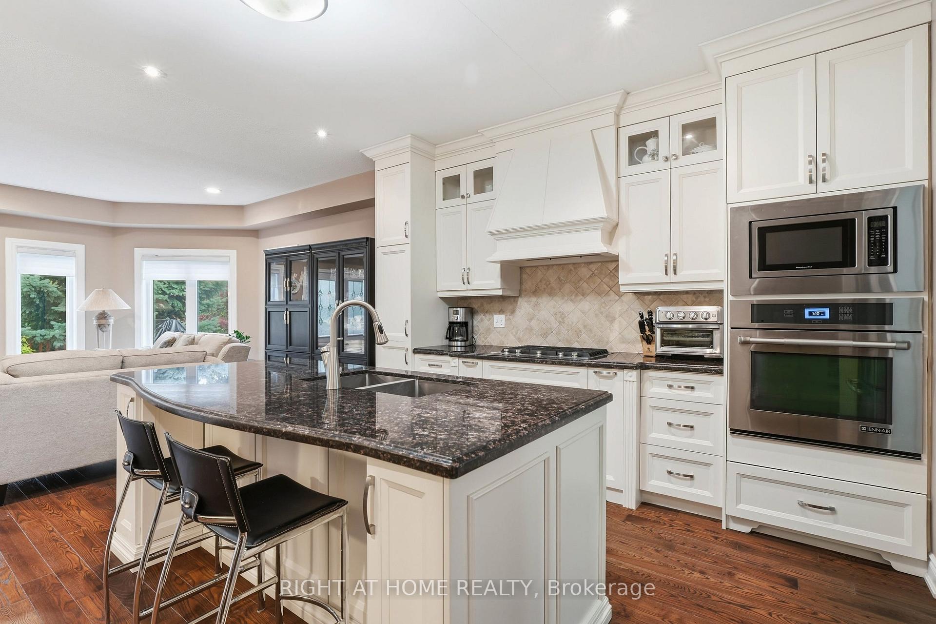 Photo 11 of 2121 Pinevalley Crescent, Oakville, Joshua Creek — HOMEH