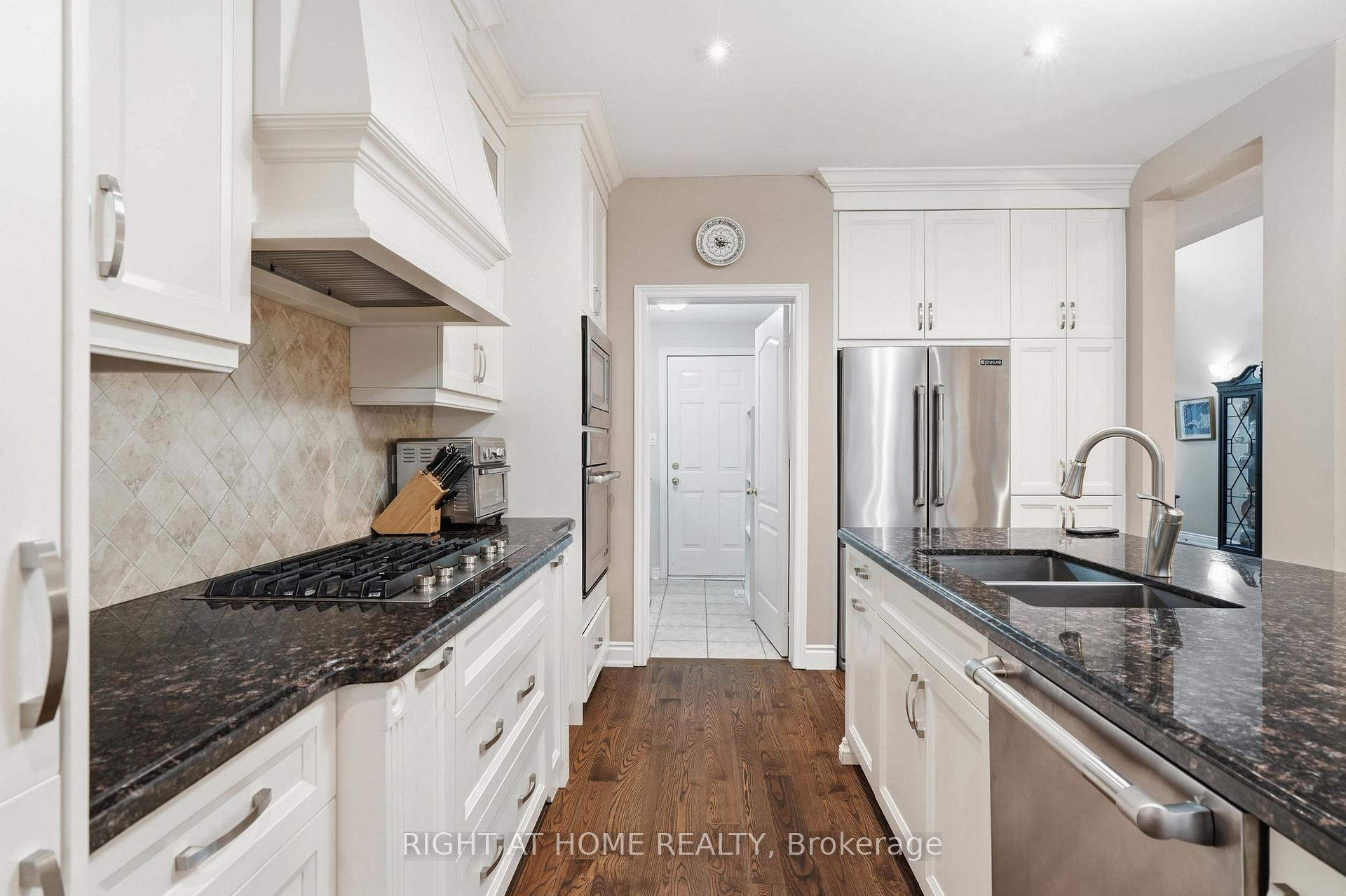 Photo 15 of 2121 Pinevalley Crescent, Oakville, Joshua Creek — HOMEH