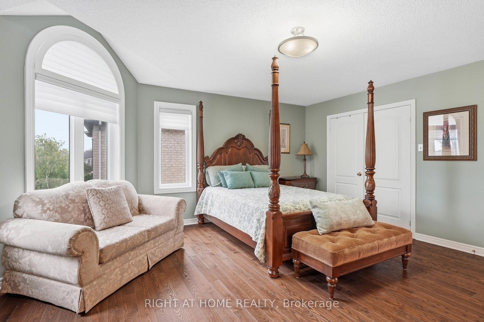 Photo 21 of 2121 Pinevalley Crescent, Oakville, Joshua Creek — HOMEH