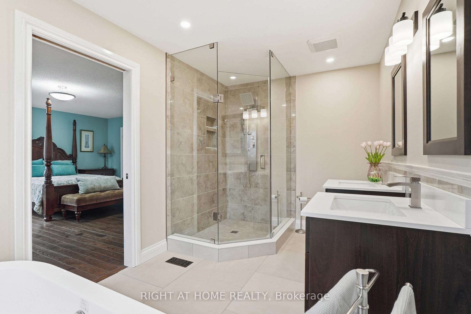 Photo 24 of 2121 Pinevalley Crescent, Oakville, Joshua Creek — HOMEH