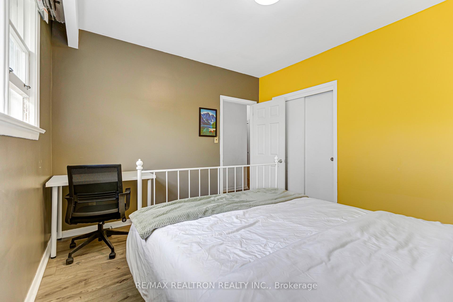 Photo 24 of 108 Garden Avenue, Richmond Hill, South Richvale — HOMEH