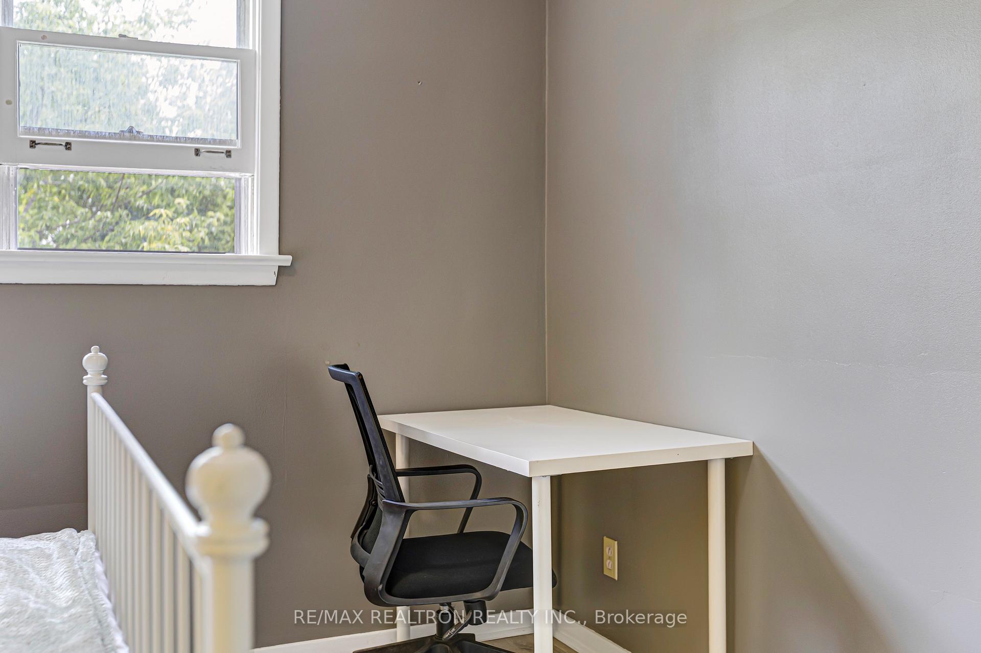 Photo 25 of 108 Garden Avenue, Richmond Hill, South Richvale — HOMEH