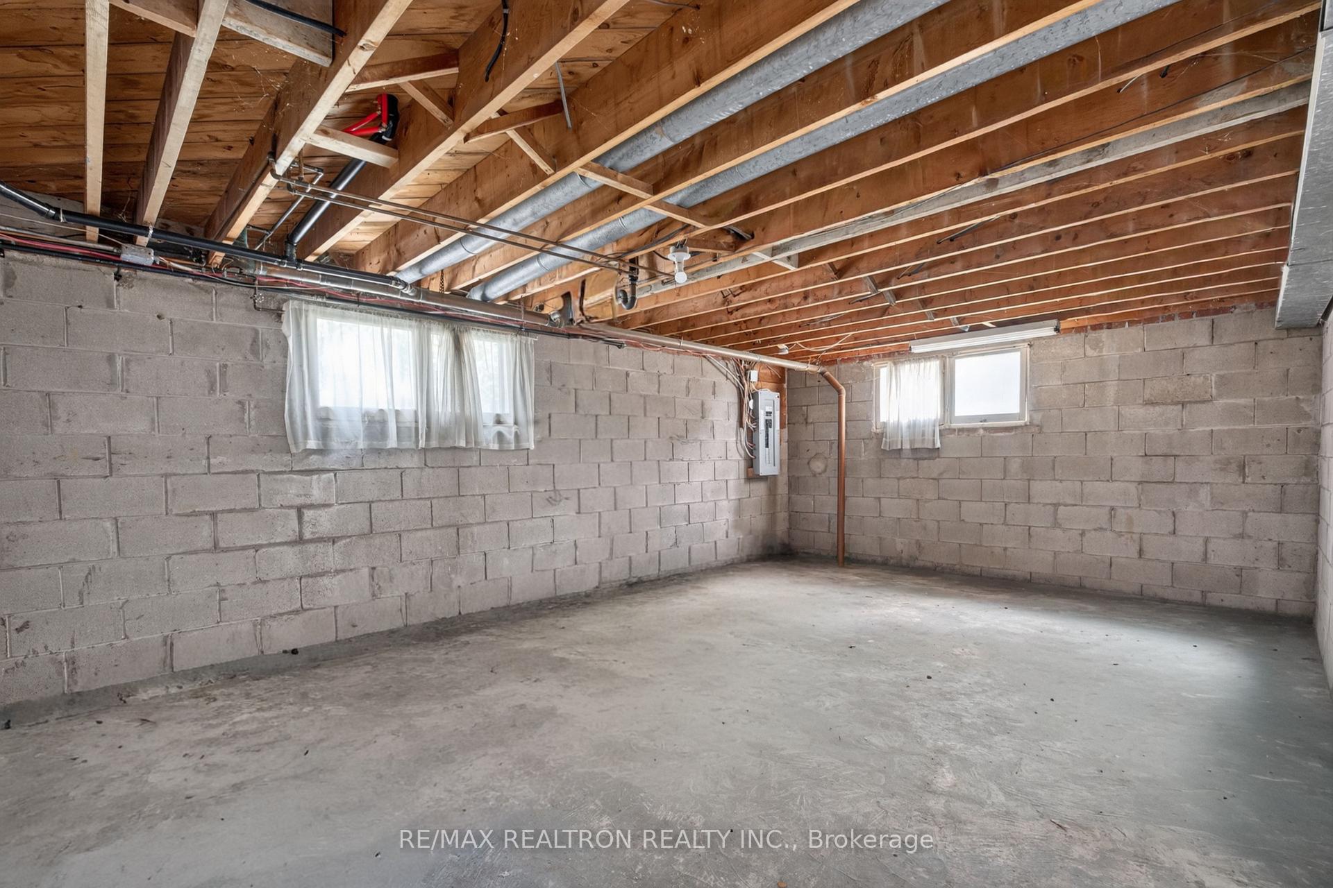 Photo 44 of 108 Garden Avenue, Richmond Hill, South Richvale — HOMEH