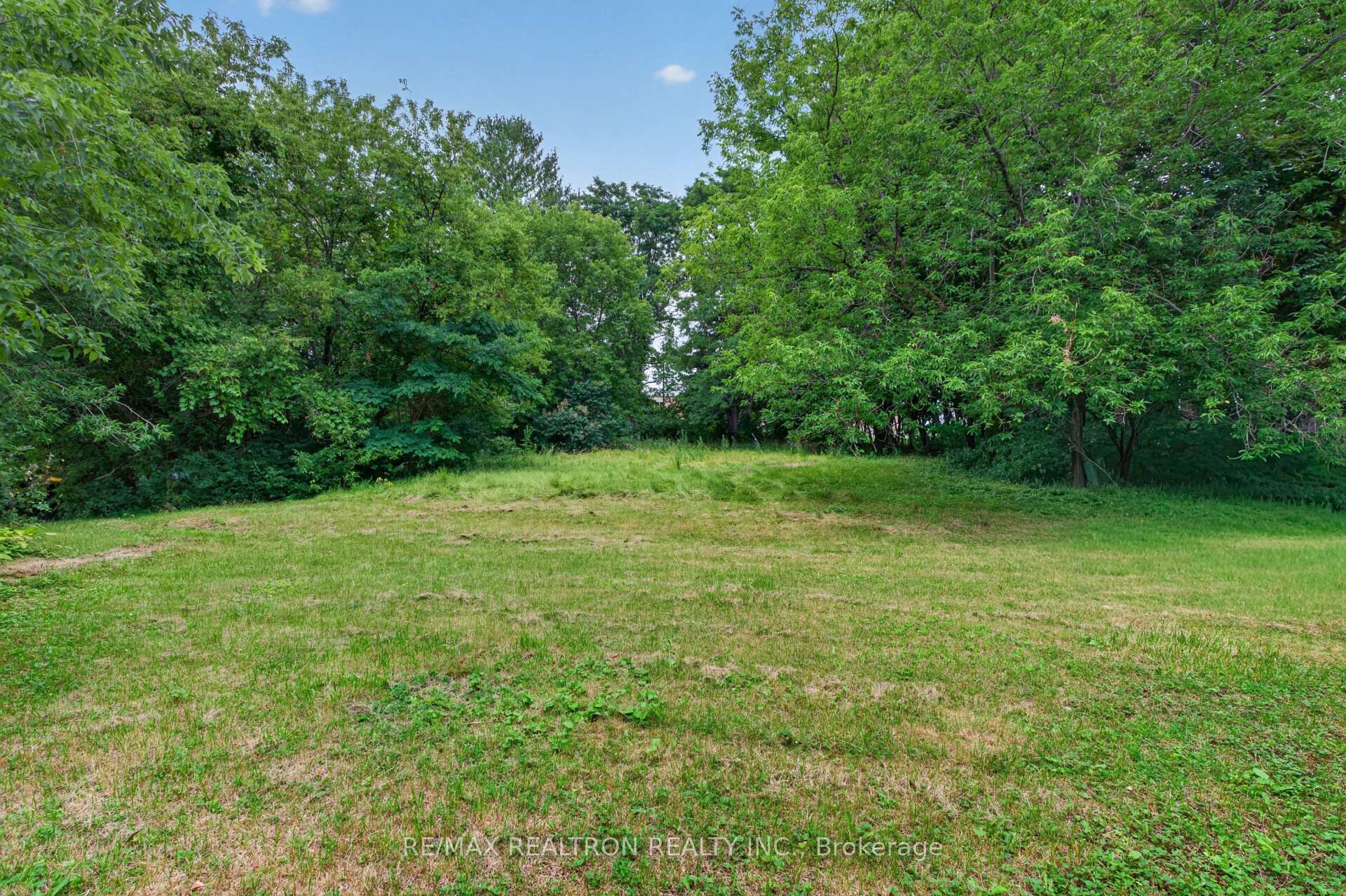 Photo 46 of 108 Garden Avenue, Richmond Hill, South Richvale — HOMEH
