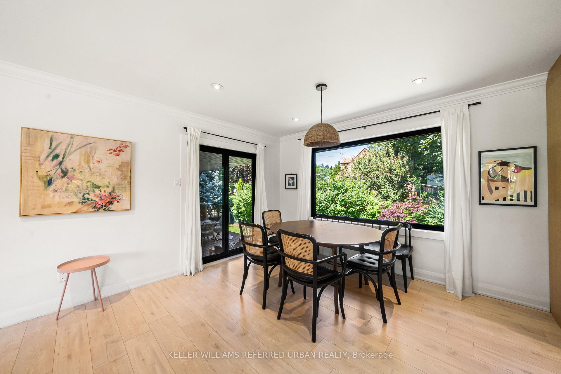 Photo 5 of 115 Bonnyview Drive, Etobicoke, Stonegate-Queensway — HOMEH