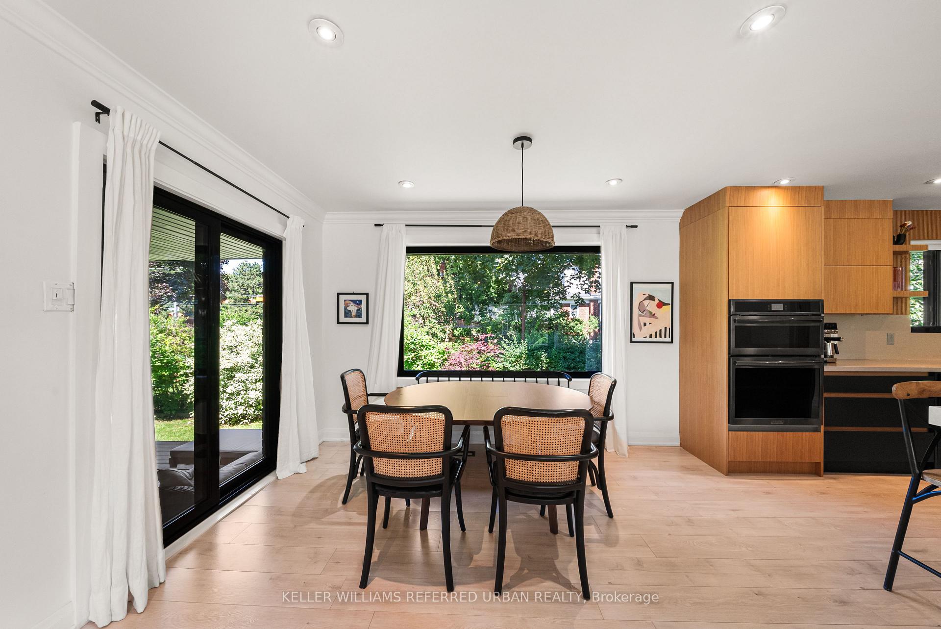 Photo 9 of 115 Bonnyview Drive, Etobicoke, Stonegate-Queensway — HOMEH
