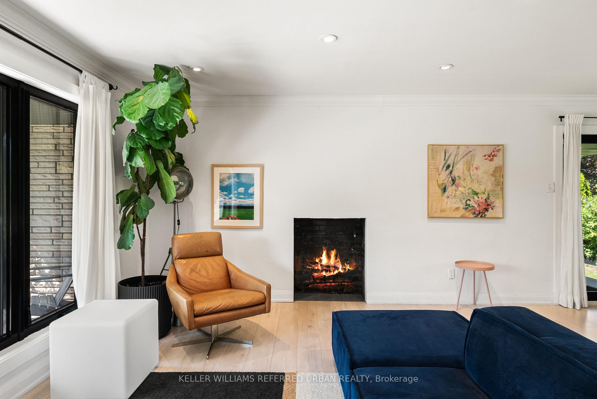 Photo 13 of 115 Bonnyview Drive, Etobicoke, Stonegate-Queensway — HOMEH