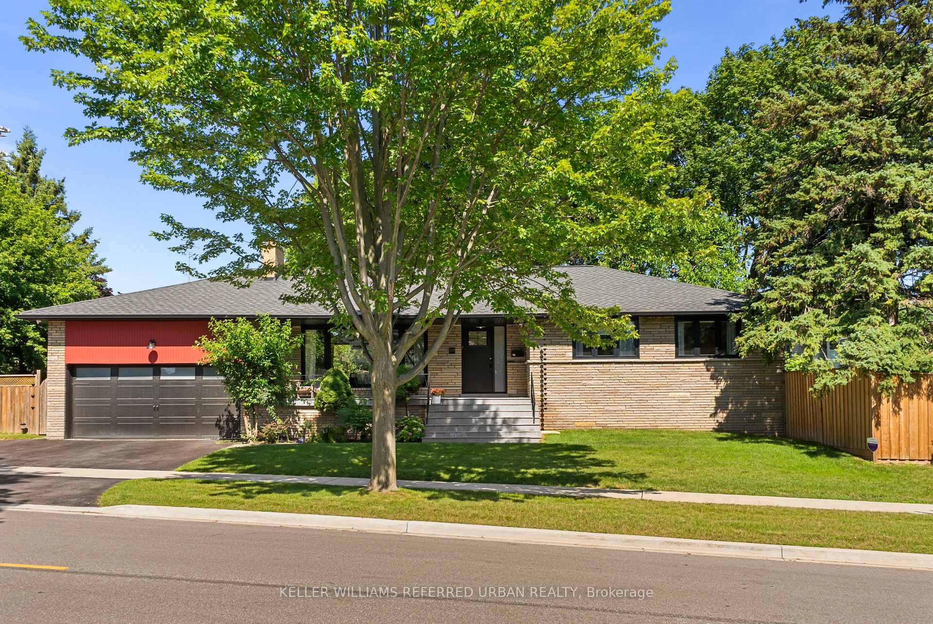 Photo 21 of 115 Bonnyview Drive, Etobicoke, Stonegate-Queensway — HOMEH