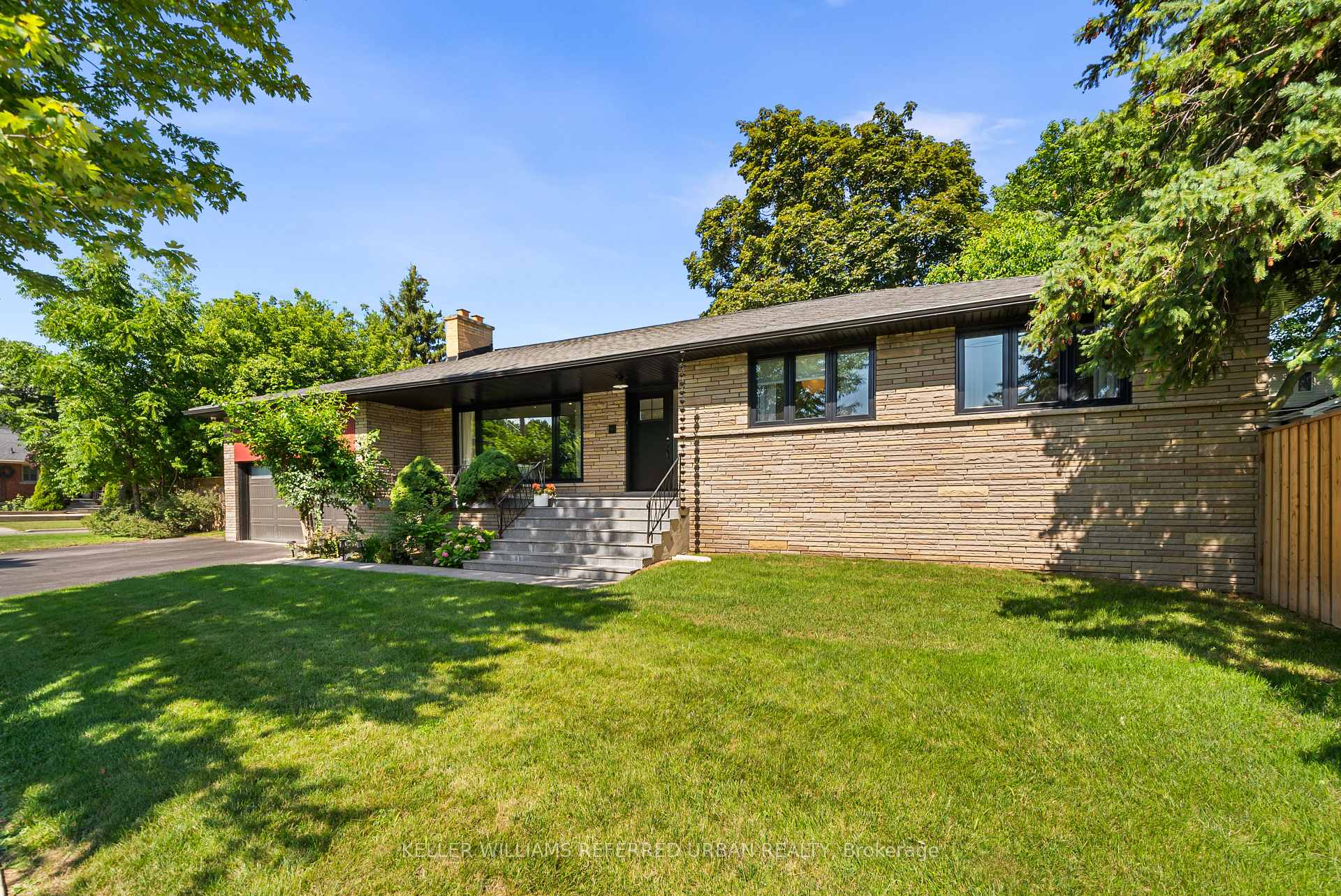 Photo 22 of 115 Bonnyview Drive, Etobicoke, Stonegate-Queensway — HOMEH