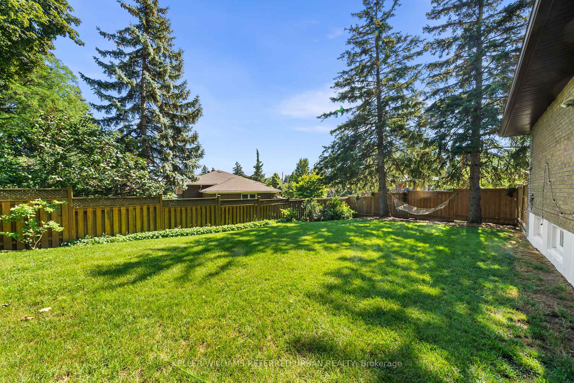 Photo 24 of 115 Bonnyview Drive, Etobicoke, Stonegate-Queensway — HOMEH