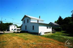 Photo 9 of 3312 Yorks Corners Road, Ottawa, Osgoode Twp (East) (Incl Kenmore) — HOMEH