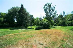 Photo 15 of 3312 Yorks Corners Road, Ottawa, Osgoode Twp (East) (Incl Kenmore) — HOMEH