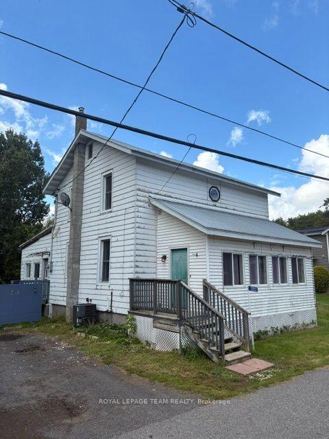 Photo 2 of 3312 Yorks Corners Road, Ottawa, Osgoode Twp (East) (Incl Kenmore) — HOMEH