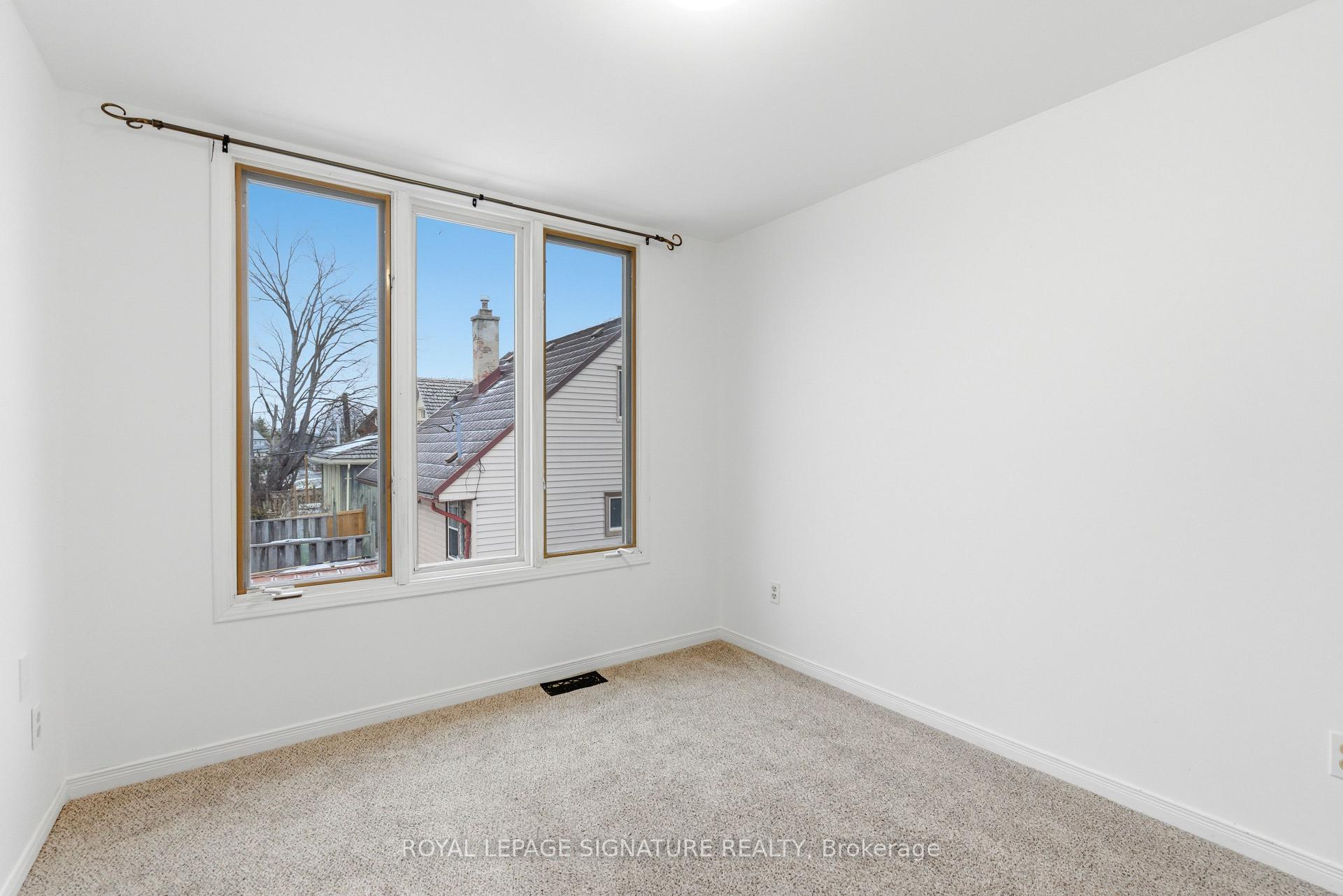 Photo 19 of 805 Morphet Avenue, Peterborough, Otonabee Ward 1 — HOMEH
