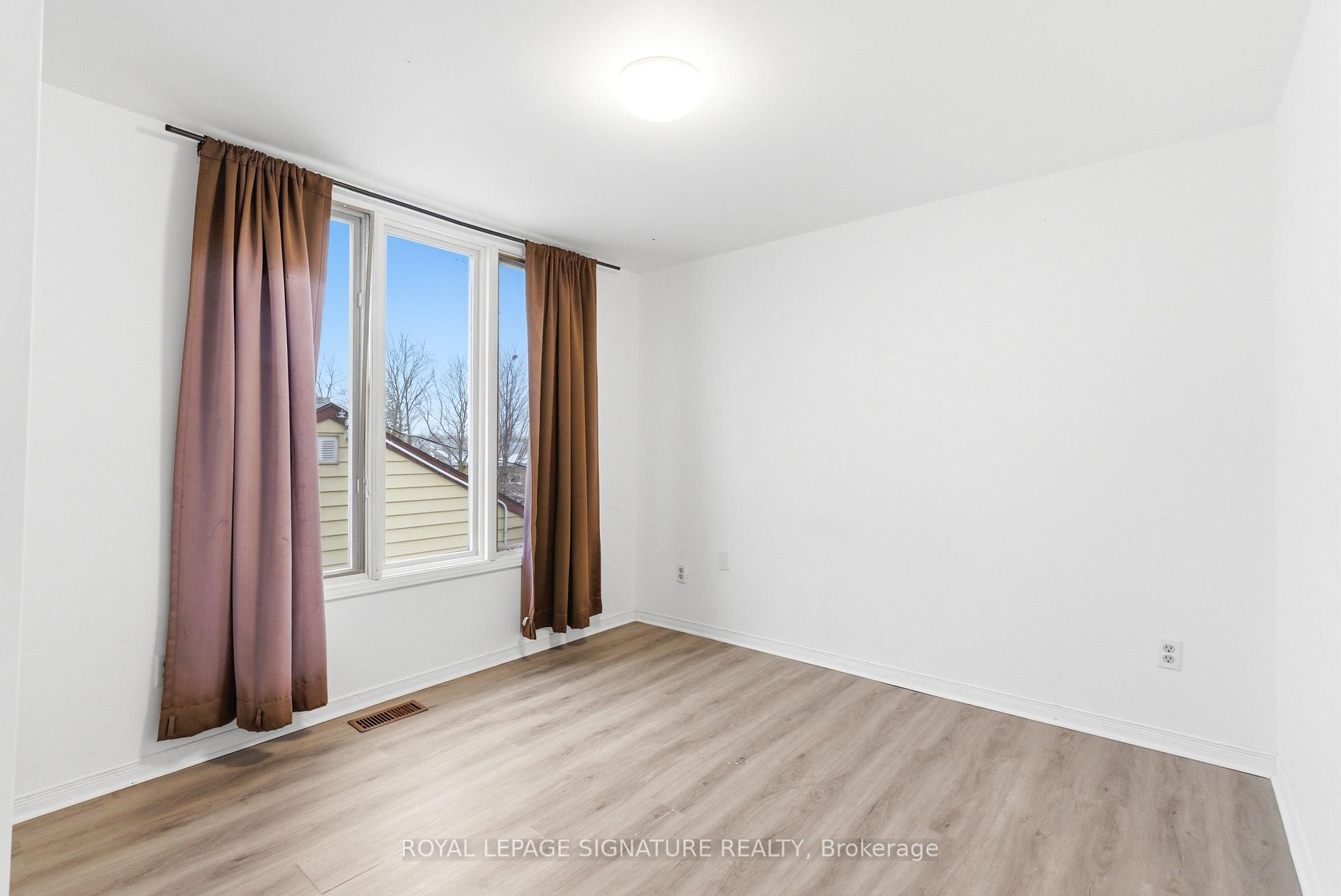 Photo 22 of 805 Morphet Avenue, Peterborough, Otonabee Ward 1 — HOMEH