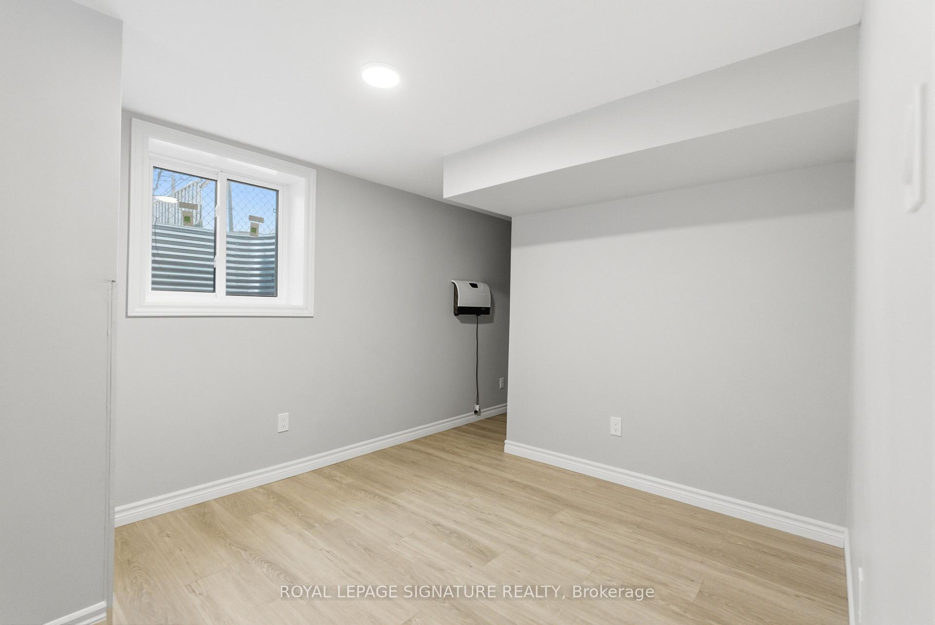 Photo 35 of 805 Morphet Avenue, Peterborough, Otonabee Ward 1 — HOMEH