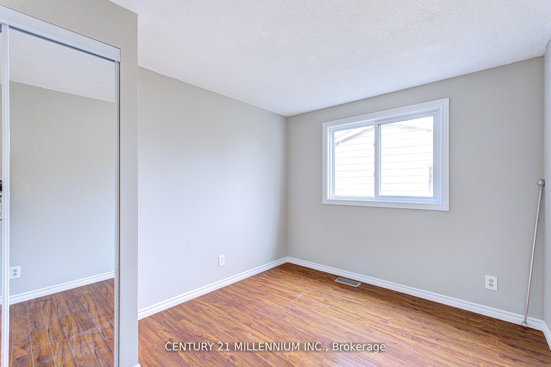 Photo 25 of 15 Northview Heights Drive, Cambridge, Greenway-Chaplin — HOMEH