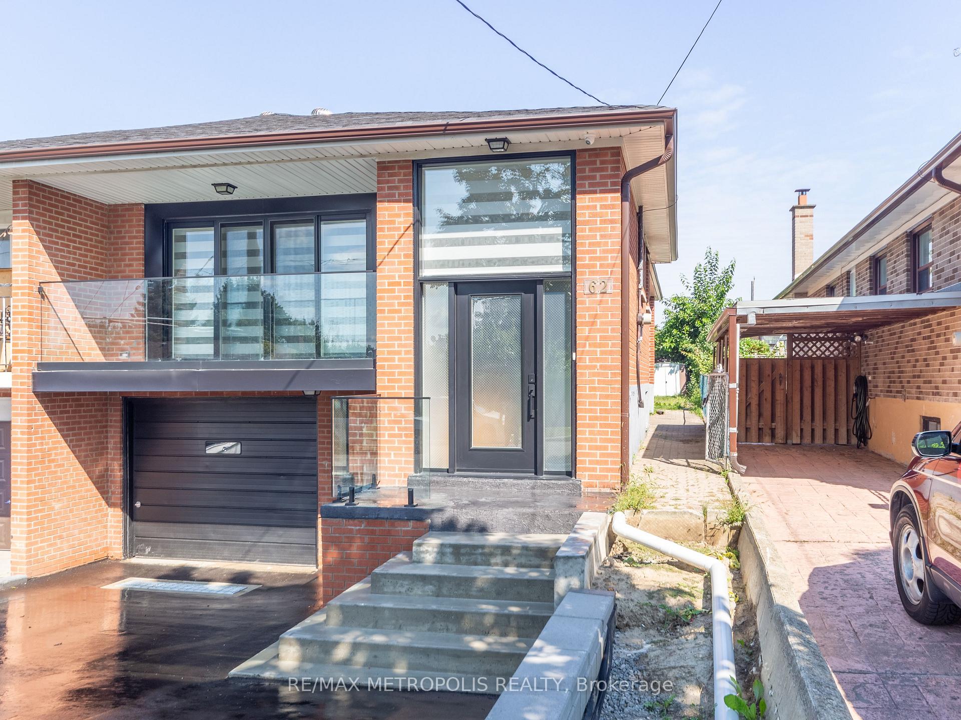 Photo 7 of Unit Upper, 62 Davelayne Road, North York, Humbermede — HOMEH