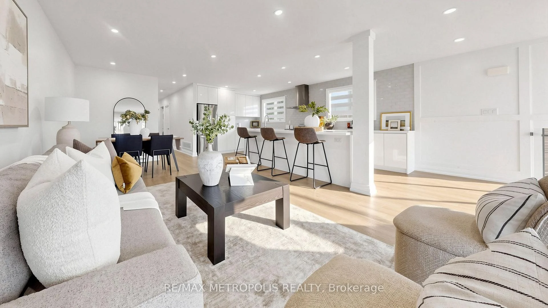 Photo 22 of Unit Upper, 62 Davelayne Road, North York, Humbermede — HOMEH