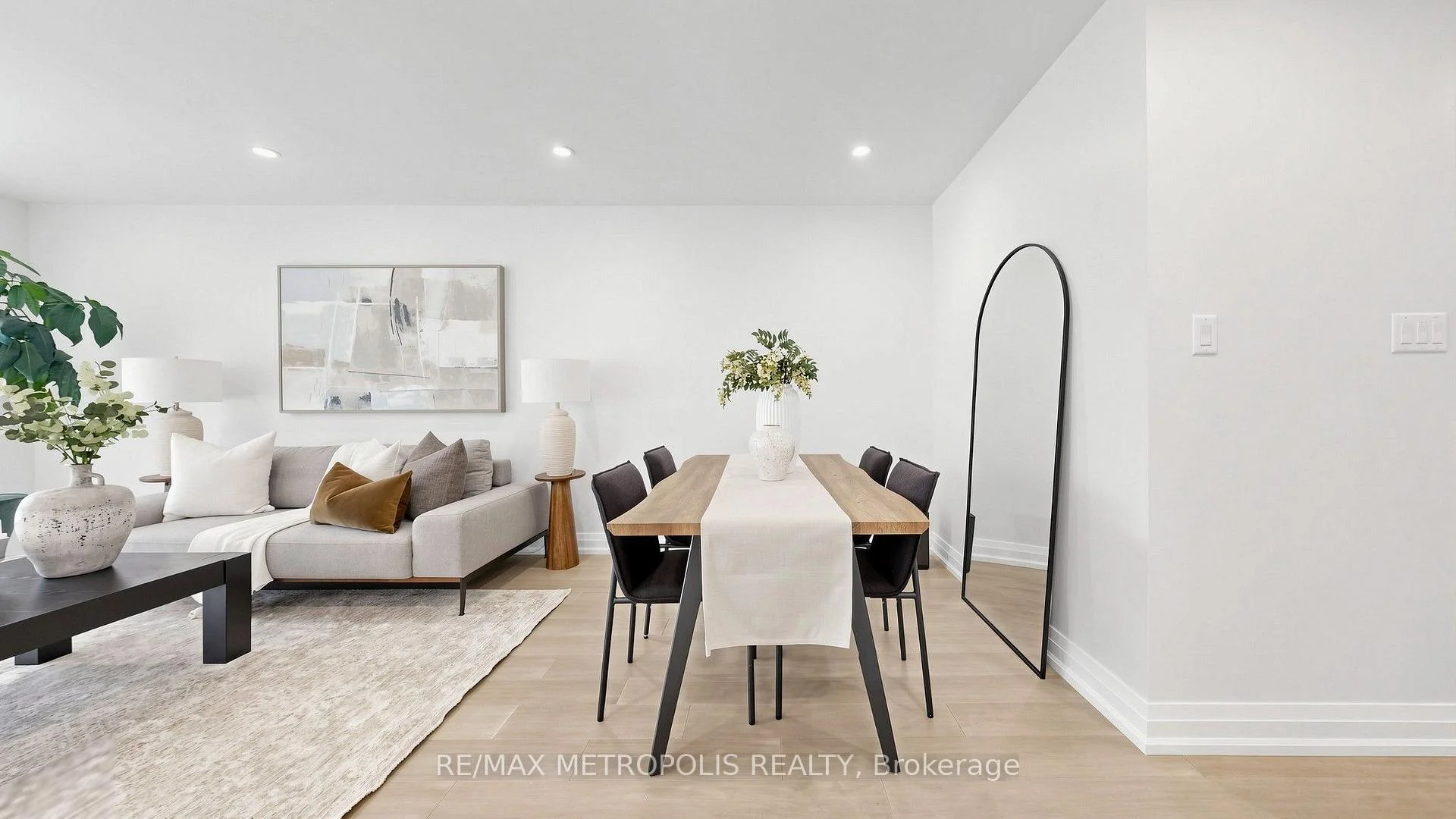 Photo 42 of Unit Upper, 62 Davelayne Road, North York, Humbermede — HOMEH