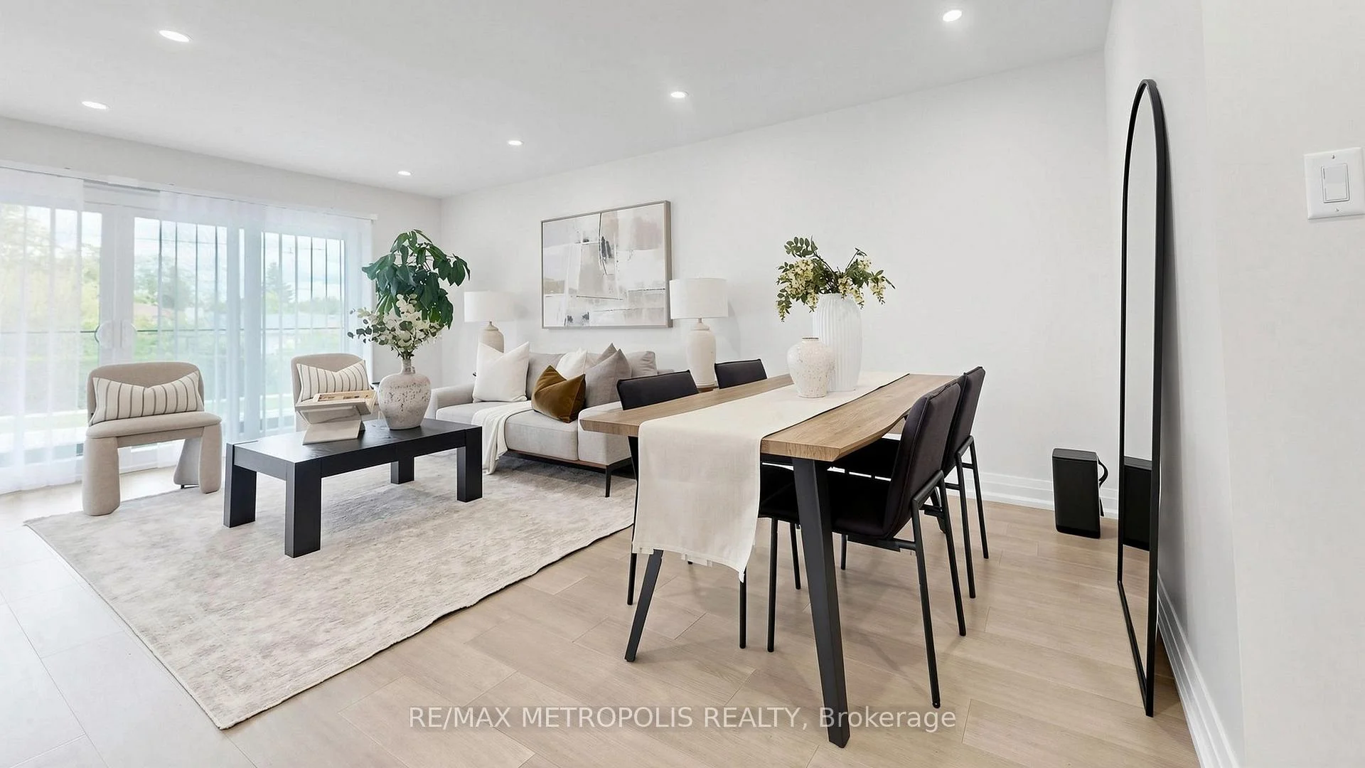 Photo 43 of Unit Upper, 62 Davelayne Road, North York, Humbermede — HOMEH
