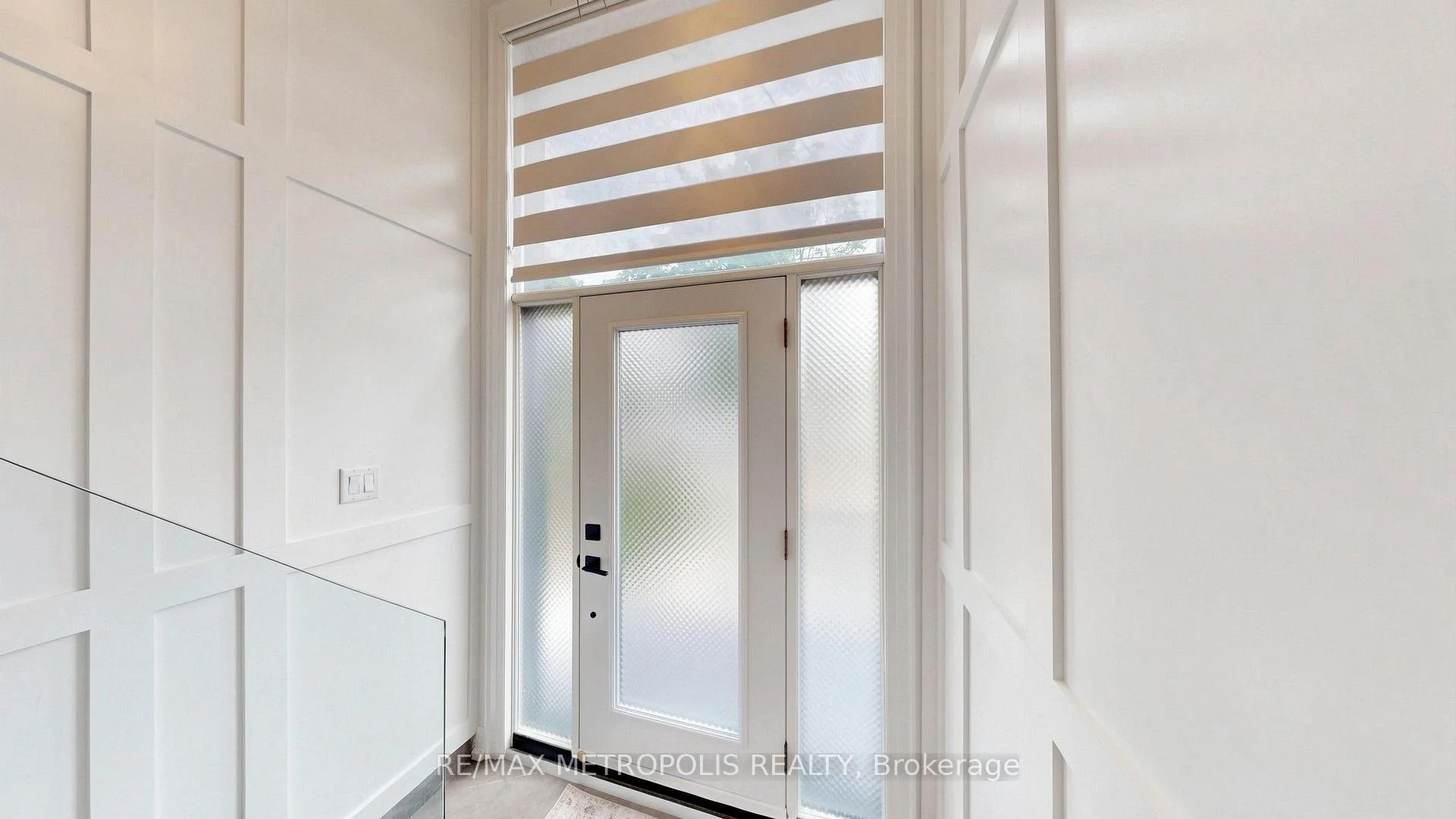 Photo 62 of Unit Upper, 62 Davelayne Road, North York, Humbermede — HOMEH