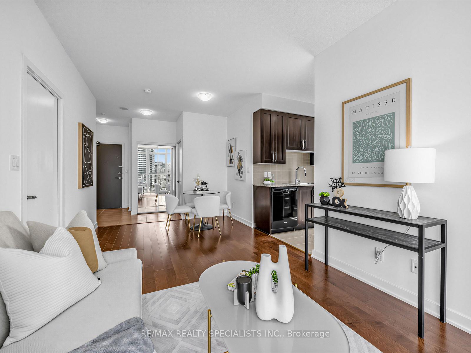 Photo 10 of Unit 1507, 4070 Confederation Parkway, Mississauga, City Centre — HOMEH
