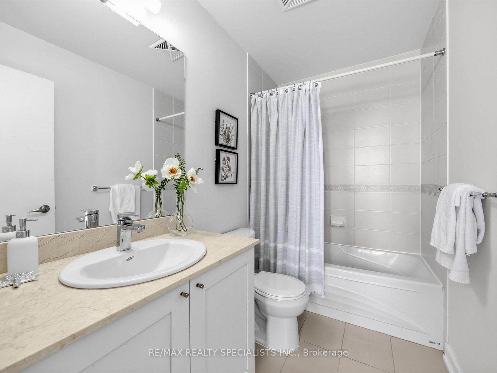 Photo 14 of Unit 1507, 4070 Confederation Parkway, Mississauga, City Centre — HOMEH