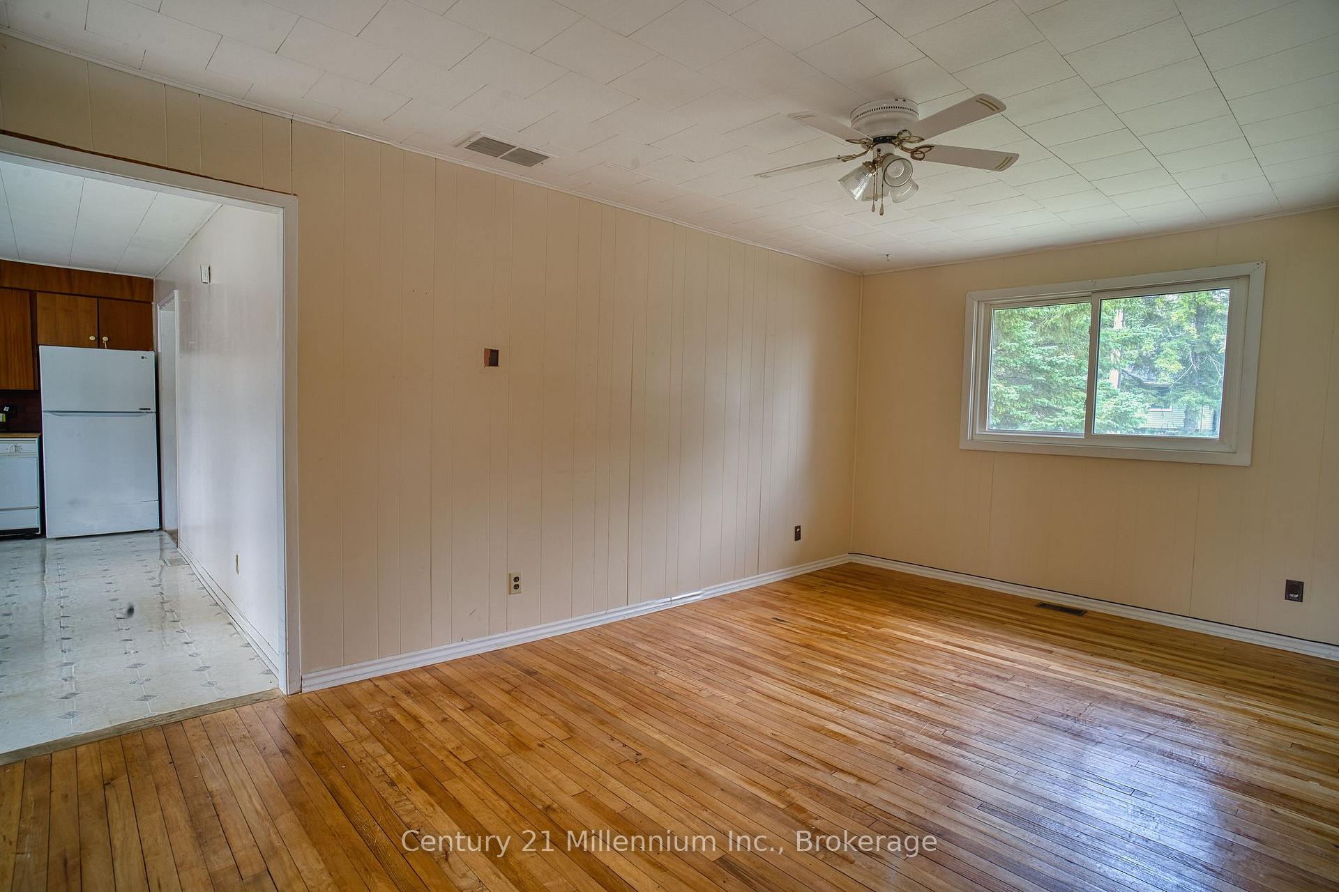 Photo 3 of 209 John Street, Clearview, Stayner — HOMEH
