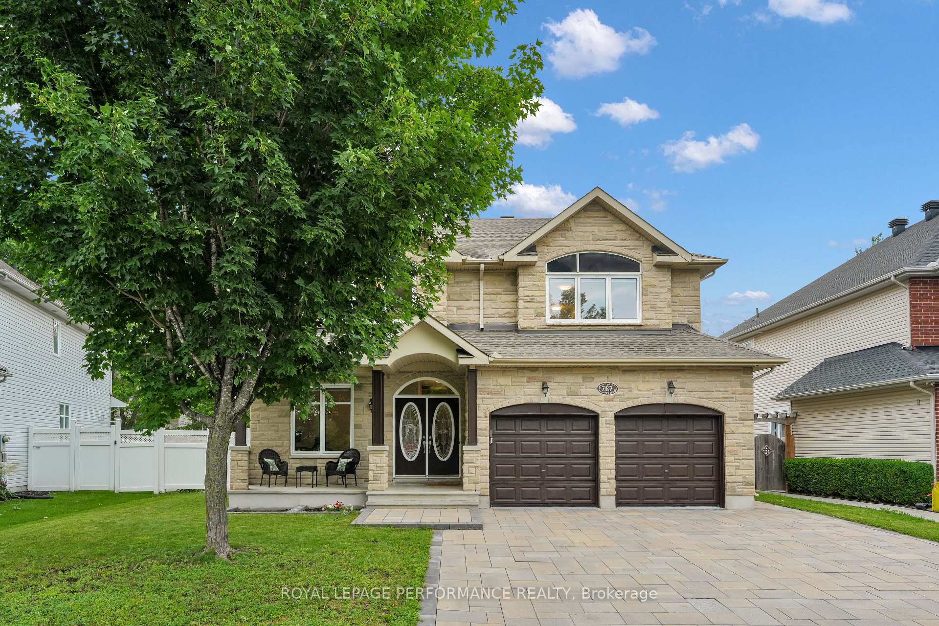 Photo 2 of 767 Long Point Circle N, Ottawa, Blossom Park/Kemp Park/Findlay Creek — HOMEH