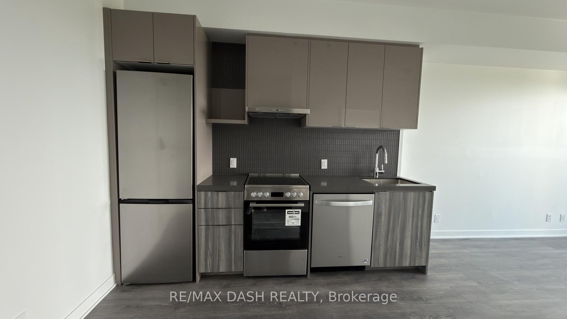 Photo 19 of Unit 2015, 6 Flavelle Trail, Vaughan, Steeles West Industrial — HOMEH