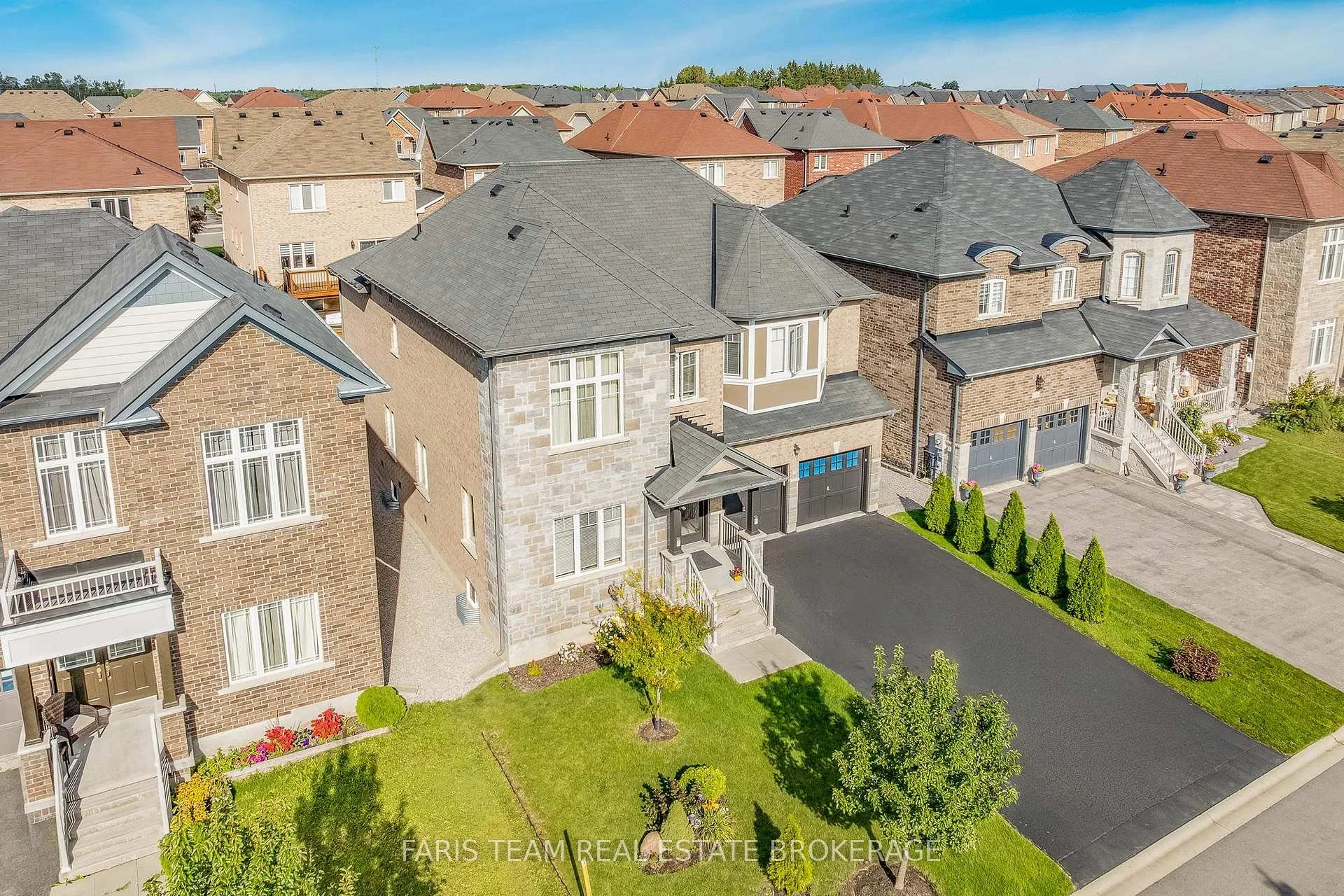 Photo 4 of 1284 Harrington Street, Innisfil, Lefroy — HOMEH