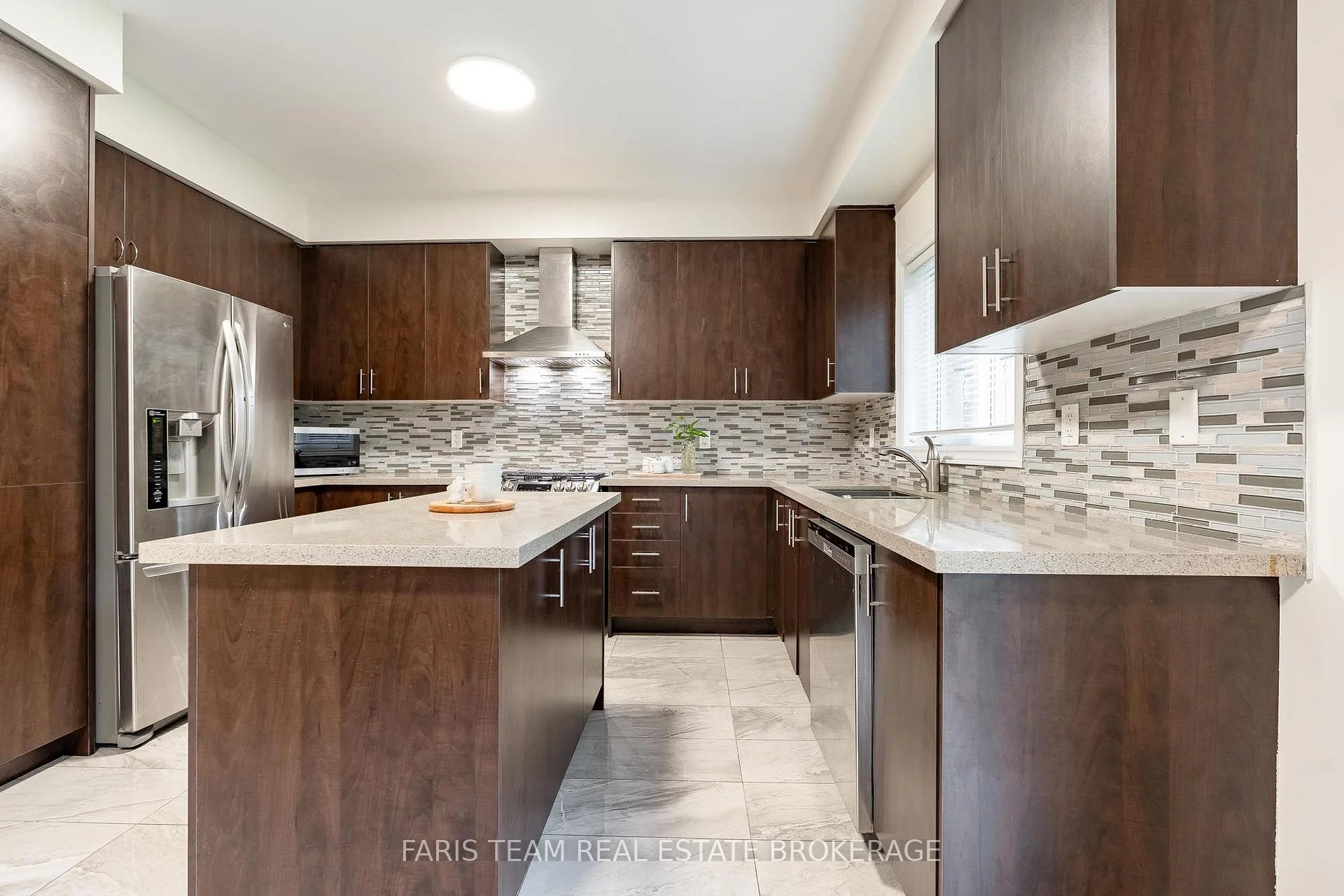 Photo 14 of 1284 Harrington Street, Innisfil, Lefroy — HOMEH