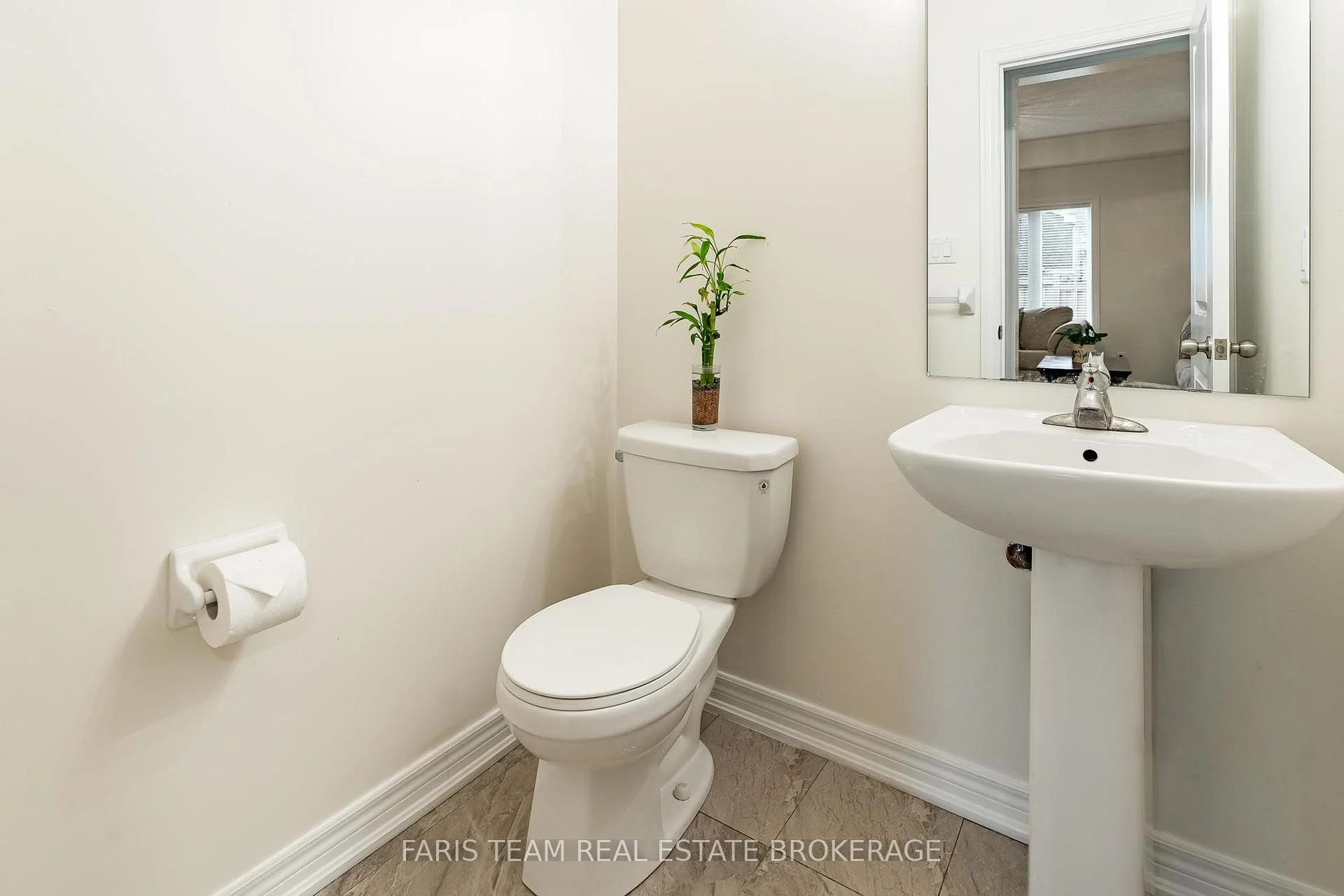 Photo 38 of 1284 Harrington Street, Innisfil, Lefroy — HOMEH