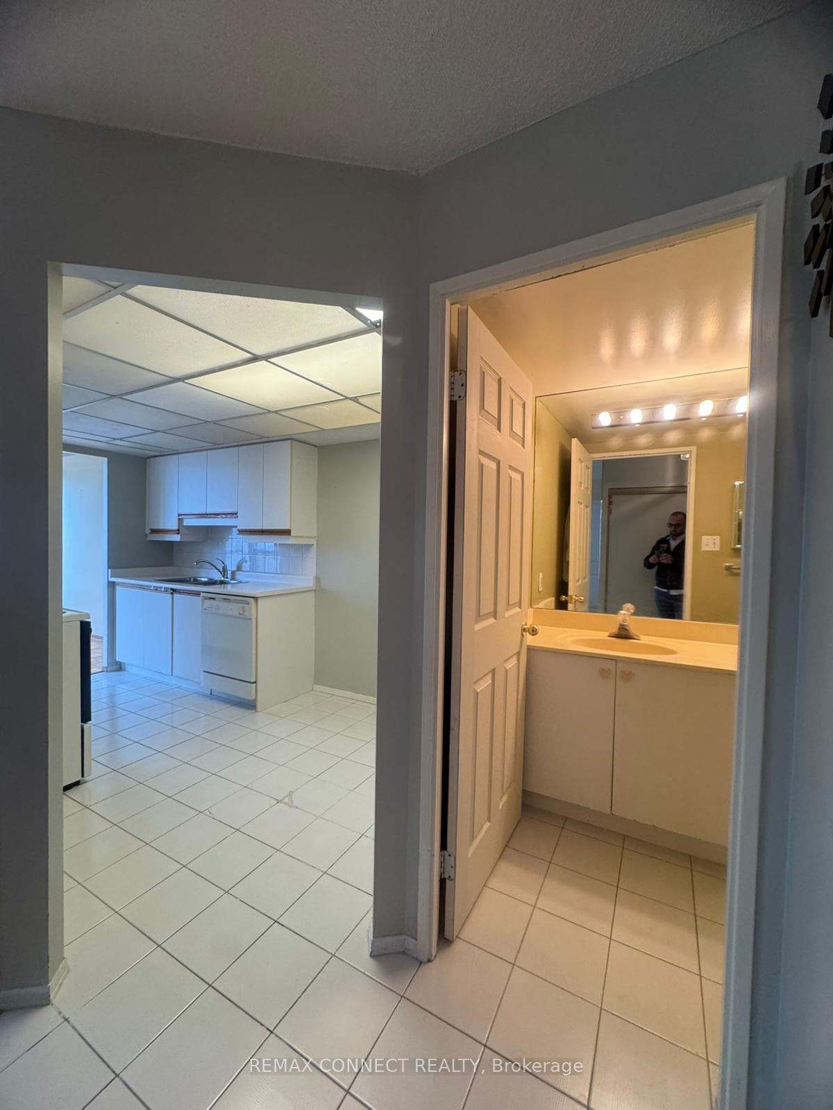 Photo 21 of Unit 1908, 55 Elm Drive W, Mississauga, City Centre — HOMEH