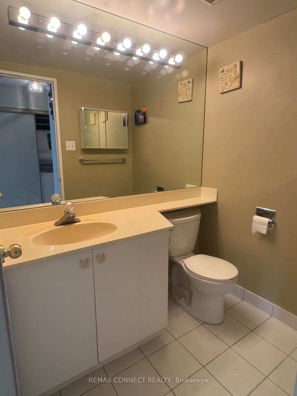 Photo 23 of Unit 1908, 55 Elm Drive W, Mississauga, City Centre — HOMEH
