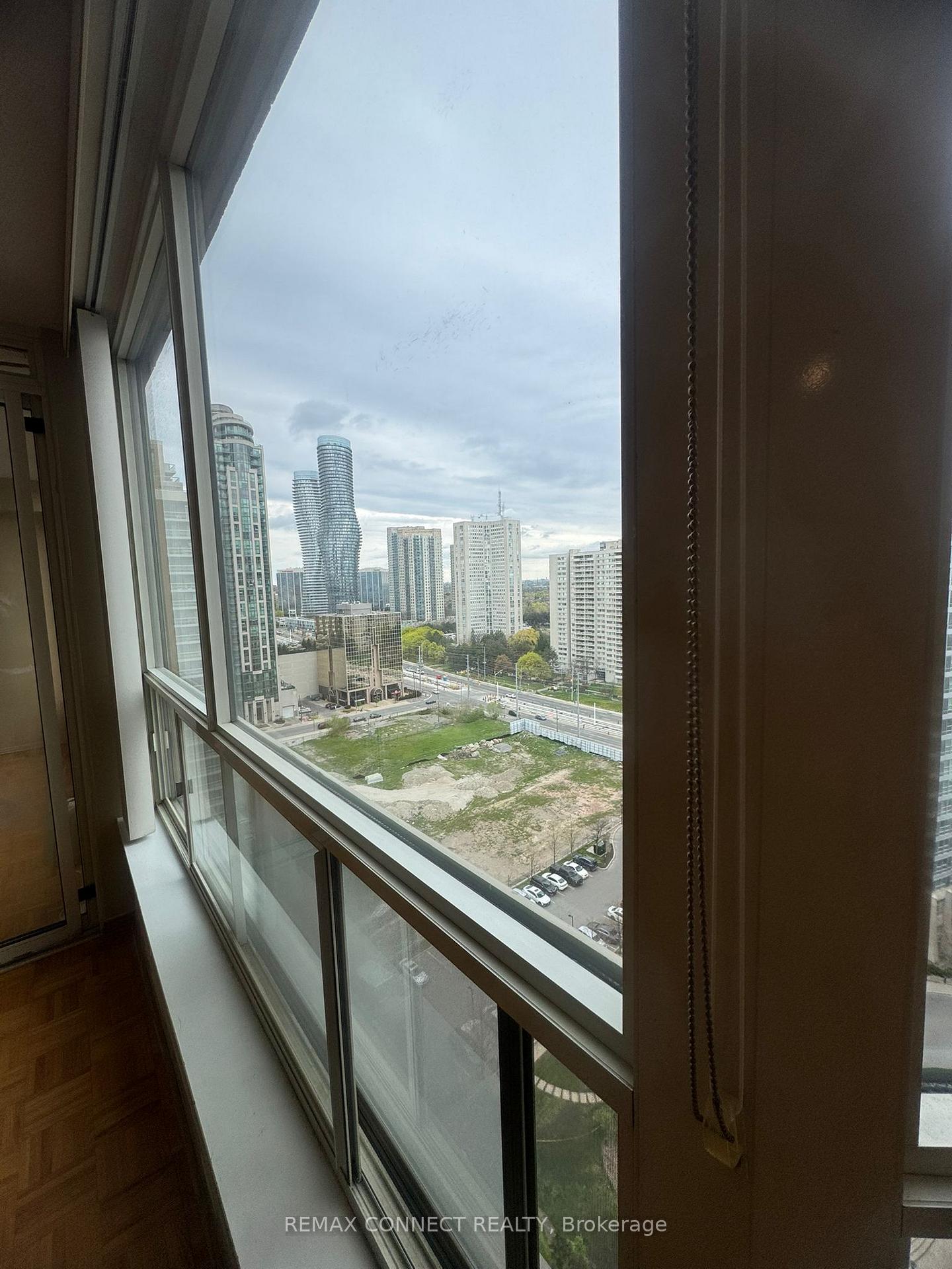 Photo 31 of Unit 1908, 55 Elm Drive W, Mississauga, City Centre — HOMEH