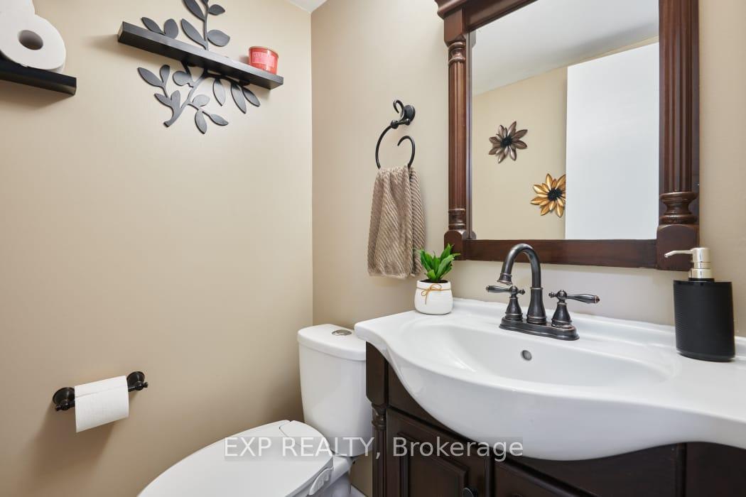 Photo 4 of 138 Acklam Terrace, Ottawa, Kanata - Morgan's Grant/South March — HOMEH