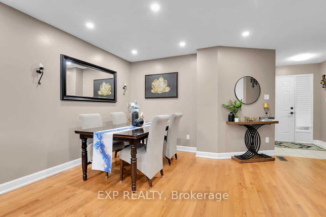 Photo 9 of 138 Acklam Terrace, Ottawa, Kanata - Morgan's Grant/South March — HOMEH