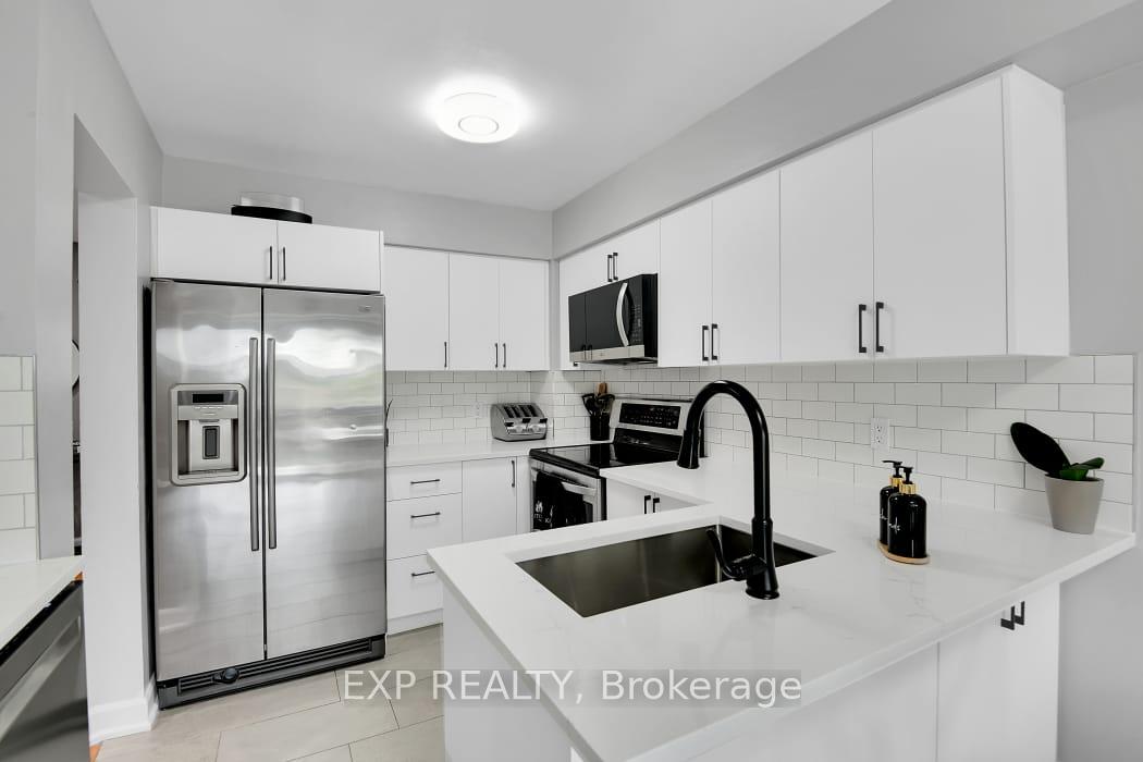 Photo 11 of 138 Acklam Terrace, Ottawa, Kanata - Morgan's Grant/South March — HOMEH