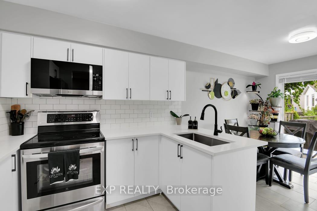 Photo 12 of 138 Acklam Terrace, Ottawa, Kanata - Morgan's Grant/South March — HOMEH